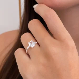 01 Anel Prat Solitário