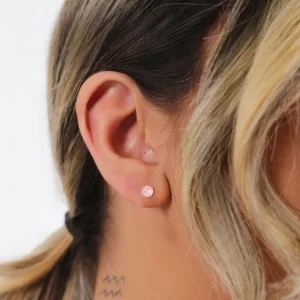 Brinco Prat Redondo Zircônia Rosa Claro 4mm