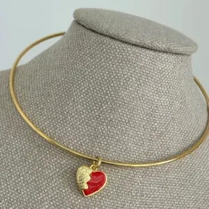 Gargantilha aro coração metade dourado vermelho
