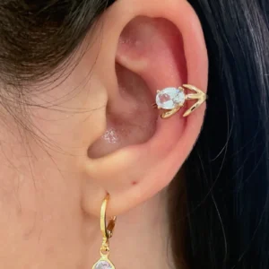 Piercing fake raminho e zircônia oval prata